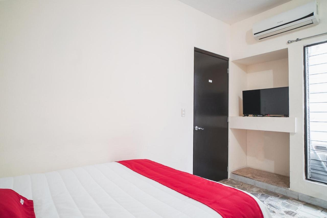 Oyo Hotel Home Express Tuxtla Gutiérrez Exterior foto